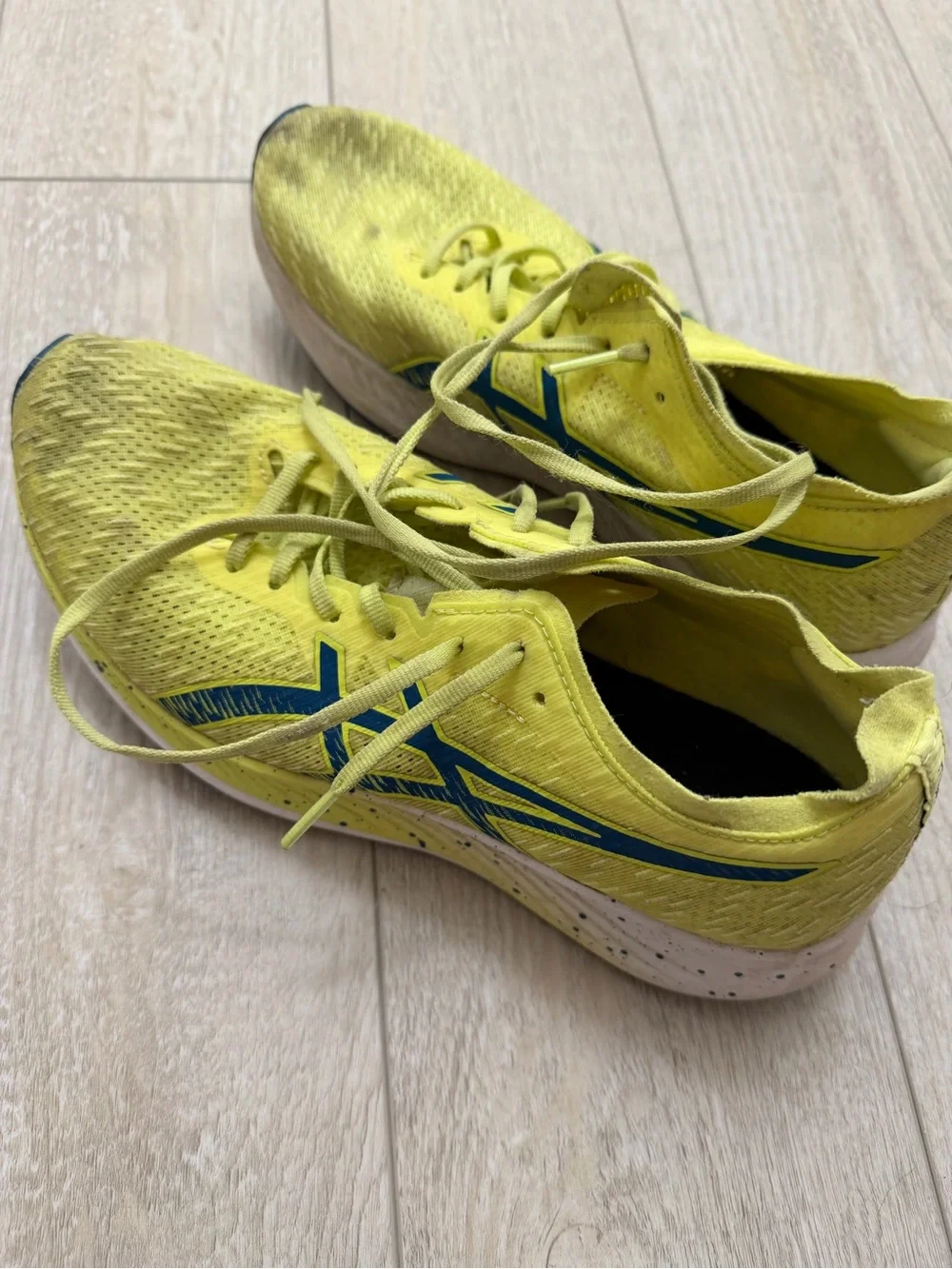 Asics ASICS Magic Speed running shoes size 7 - Picture 6 of 9